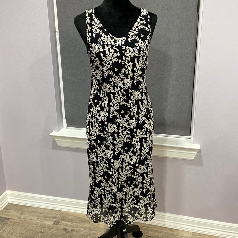 Floral dress 👗